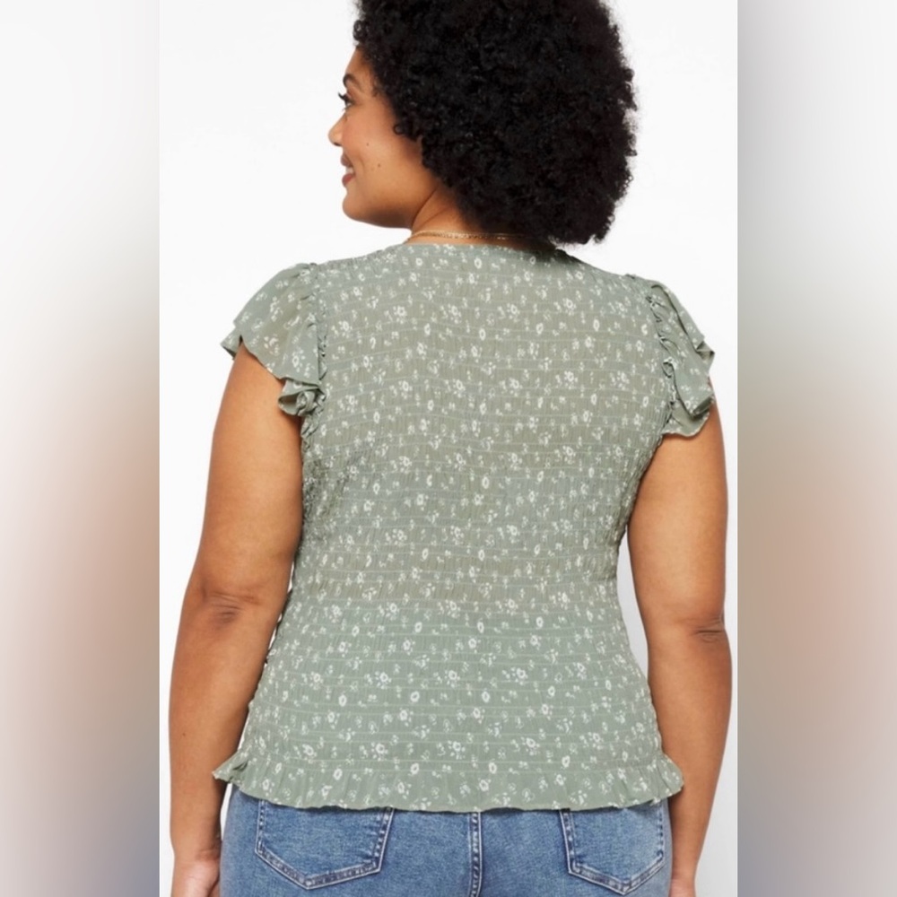 NWT Madewell Lucie V-Neck Smocked Top in Cottage Garden, Size 28W, green boho - Picture 3 of 14